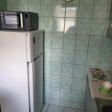 Apartament Sosnowy Z Parkingiem ทอรูน ภายนอก รูปภาพ