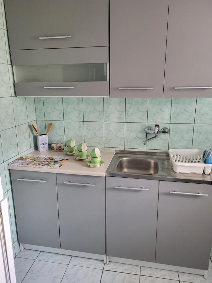 Apartament Sosnowy Z Parkingiem ทอรูน ภายนอก รูปภาพ